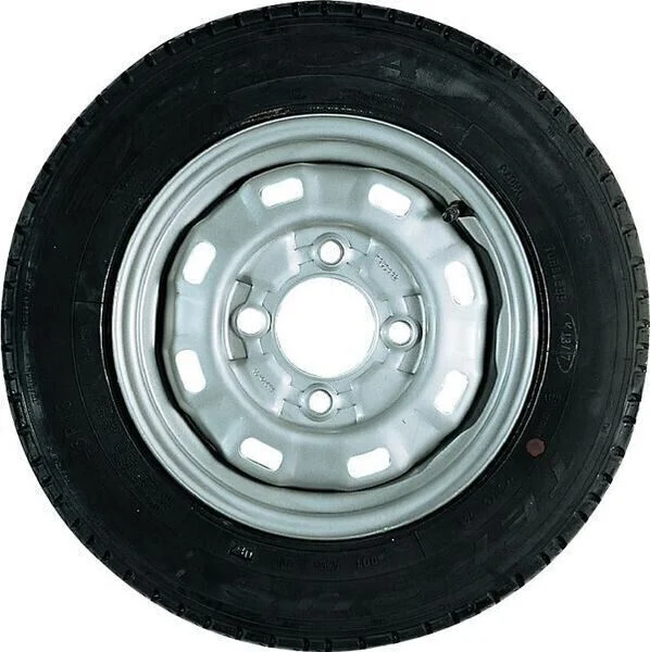 P_6___11_Access_indispensable_roue_de_secours 3